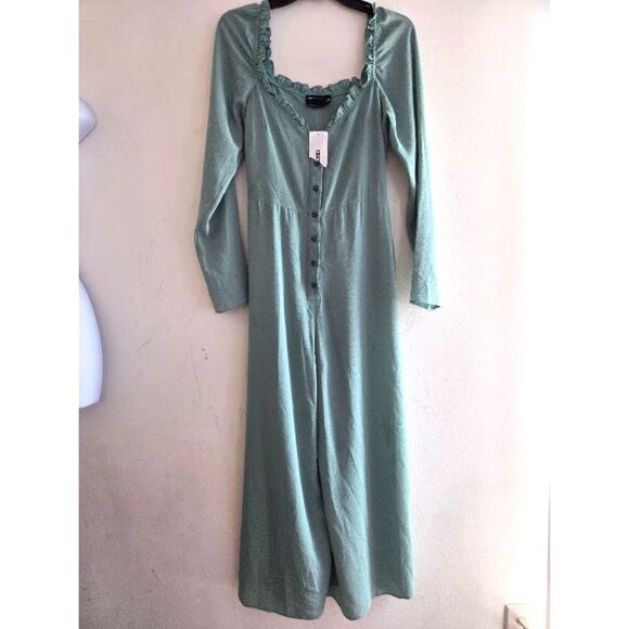 NWT ASOS Mint Green Button Front Ruffle Square Neck Straight Leg Jumpsuit size 4 - Picture 8 of 11